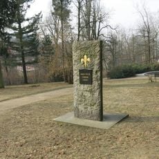 Pomník skautingu v Lidových sadech v Liberci