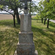 Stone cross in Udeřice