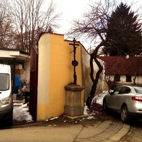 Kříž v Mlýnské ulici v Jindřichově Hradci