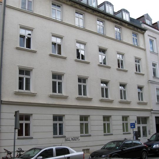 Mietshaus