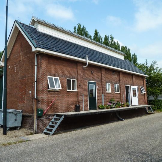 Zuivelfabriek, fabrieksgebouw karnemelk en pap