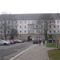 Wohnhauszeile Bernhardstraße 23; 25