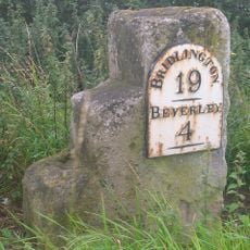 Milestone, W of Meaux Lane