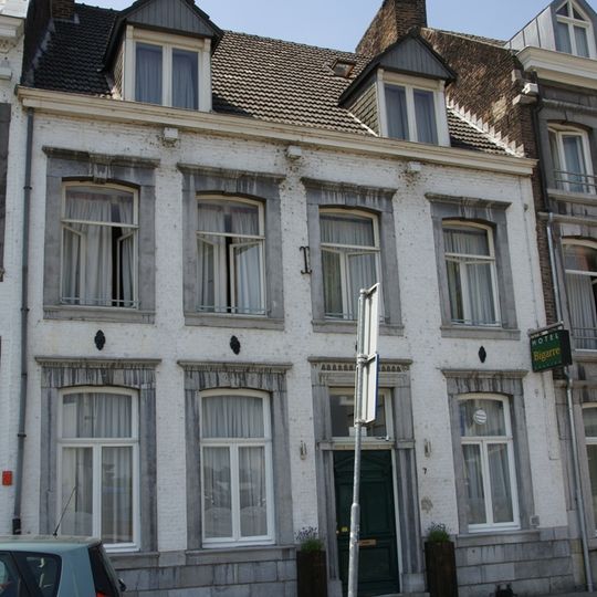 Van Hasseltkade 7, Maastricht