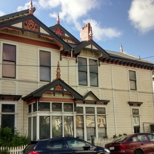 Carrigafoyle, Wellington