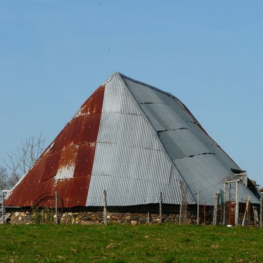 Grange ovale du Peyrat