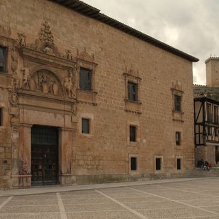 Palacio de los Condes de Miranda