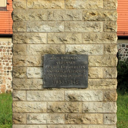 Denkmal für die Opfer des Faschismus, Loeperplatz