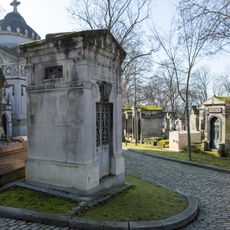 Grave of Teissonnière