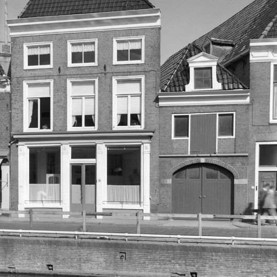 Tuinen 25, Leeuwarden