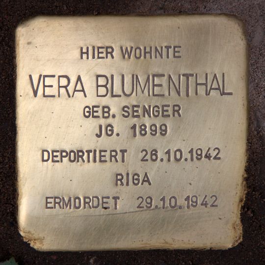 Stolperstein en memoria de Vera Blumenthal