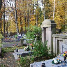 Zespół cmentarza komunalnego