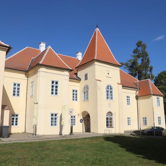 Kněžice Castle