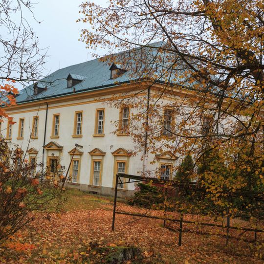 Černíkovice chateau