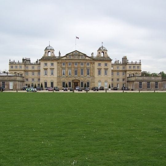 Badminton House
