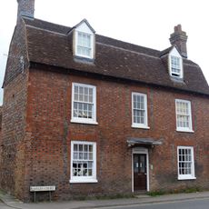 119 And 120, London Road