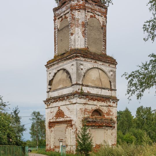 Колокольня церкви Покрова