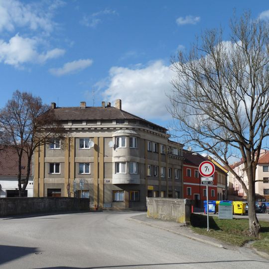 Most ulice Branka přes Svinenský potok v Trhových Svinech