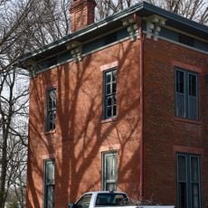 Dryden-Louthan House