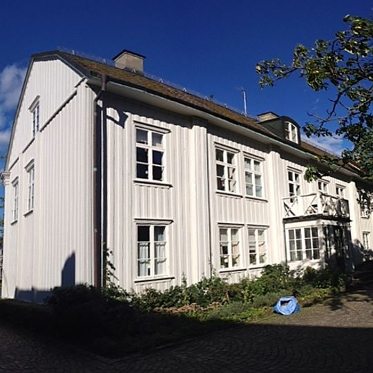 Landshövdingegården och doktorsgården, Karlstad Almen 19