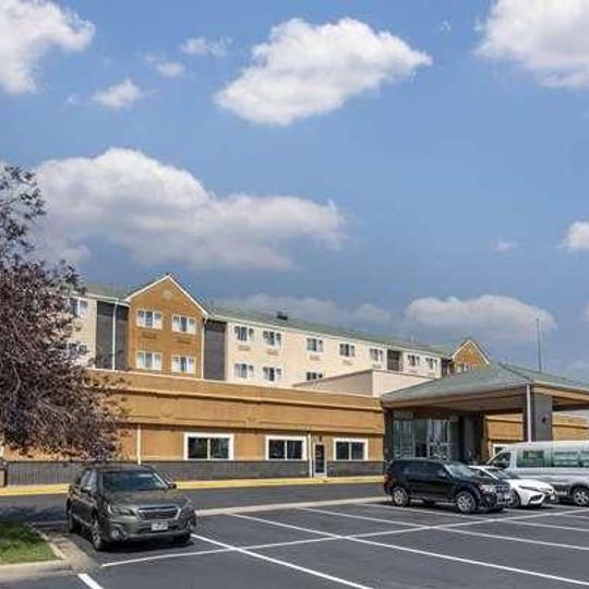 Quality Inn & Suites Denver Airport Gateway Park