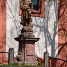 Socha svatého Jana Křtitele na náměstí ve Valči