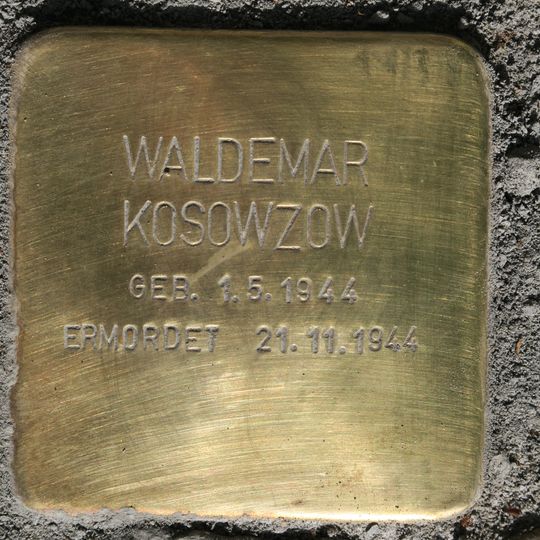 Stolperstein dedicated to Waldemar Kosowzow