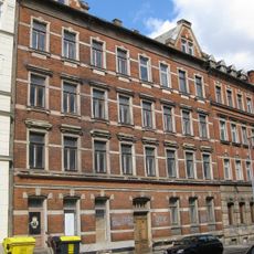 Mietshaus in geschlossener Bebauung Lutherstraße 58