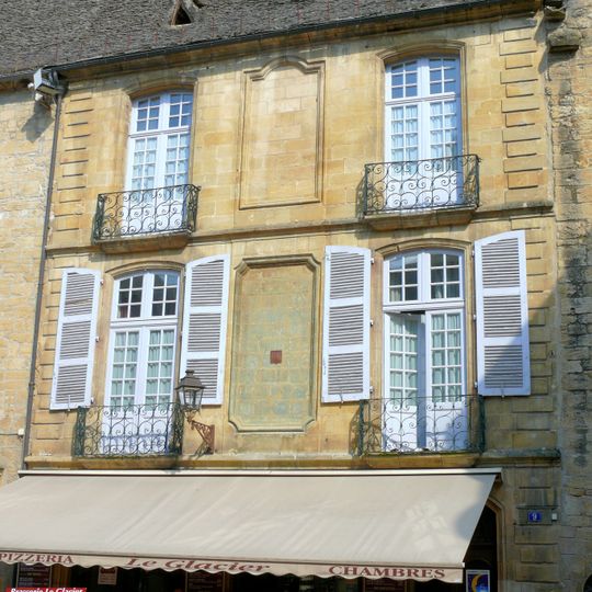 Immeuble, 9 place de la Liberté, Sarlat-la-Canéda