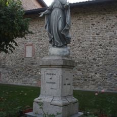 Statua della Madonna della Pietà