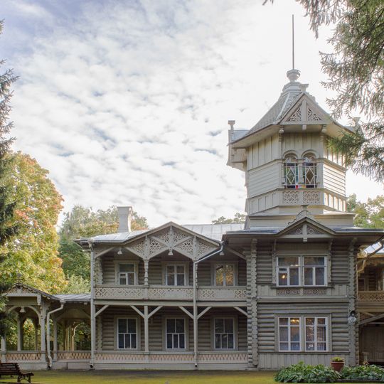 Museum Bolotnaia, 13