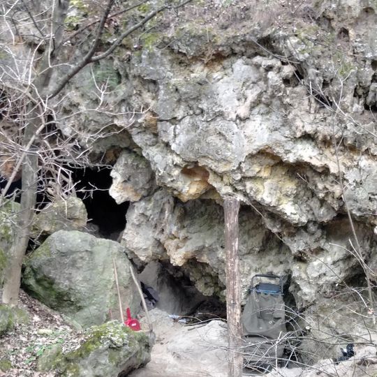 Csatárka Cave