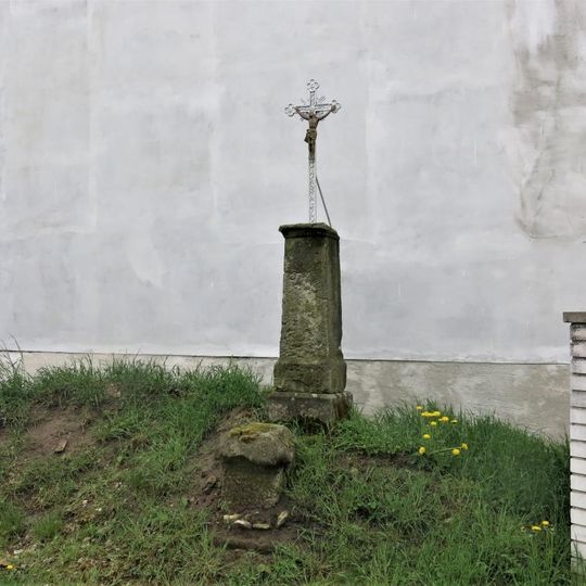 Kříž u domu 7 v Kováni