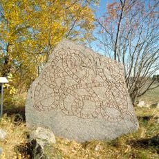 Uppland Runic Inscription 729