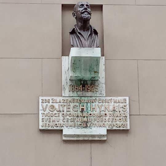 Vojtěch Hynais memorial plaque