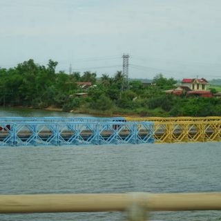 Hiền Lương bruggen