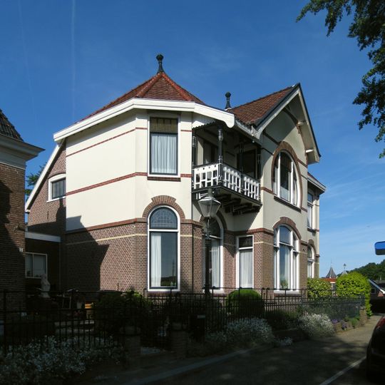 Zuiderkade 2-3-4, Franeker