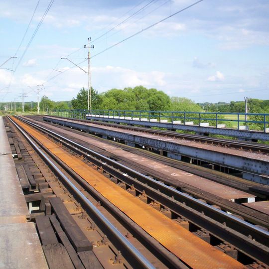 Most kolejowy w Kaliszu