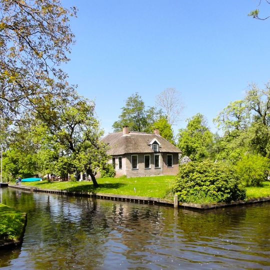 Dwarsgracht 41, Giethoorn