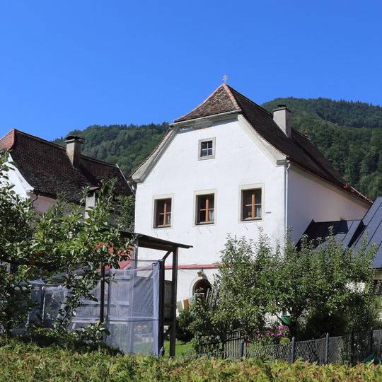 Ehem. Kartäuserzelle mit Umfassungsmauern