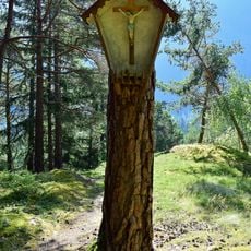 Tree, tree shrine
