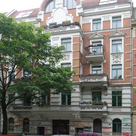 Mietshaus Stargarder Straße 8