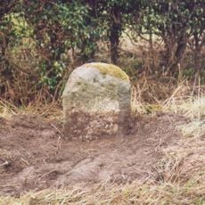Milestone, E of Marlpits Farm entrance