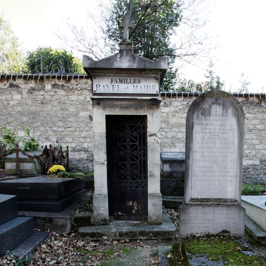 Tombeau de Rayel-Maire