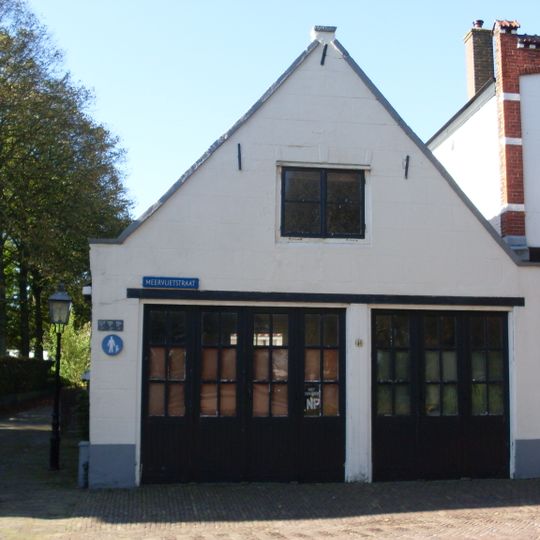 Schuur van belang ter afsluiting van het kerkplein