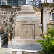 Grave of Lebon