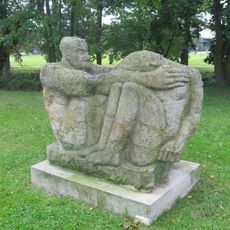 Socha Dva v Labské ulici v Litoměřicích