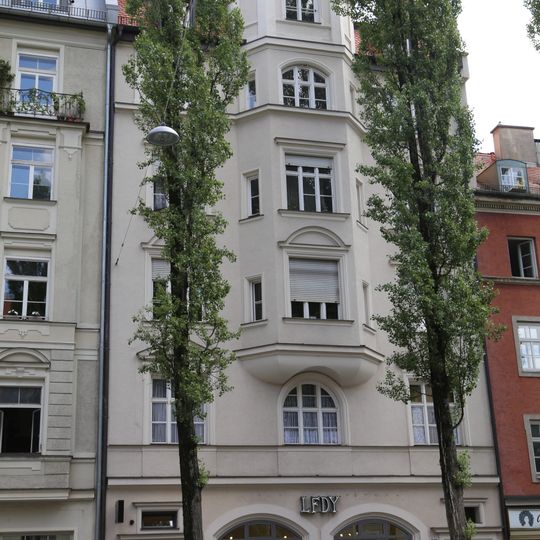 Mietshaus