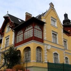 Nájomný dom so záhradou, dom bytový