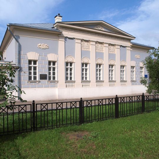 Lyusinovskaya Street 8, Moscow